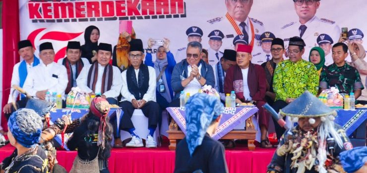 Gelar Pawai Budaya Sambut HUT ke-79 RI, Benyamin Puji Kekompakan Kecamatan Setu