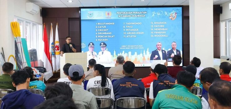 Pilar Saga Serahkan Alat dan Perlengkapan Olahraga kepada 16 Cabor di Tangerang Selatan