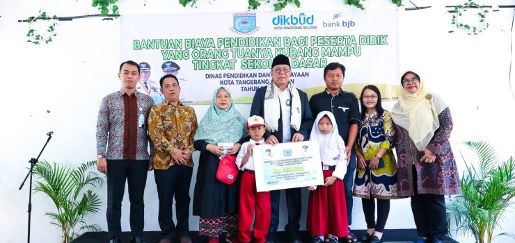 1000 Siswa SD dari Keluarga Kurang Mampu Dapat Bantuan Biaya Pendidikan dari Pemkot Tangerang Selatan