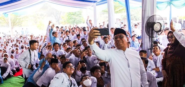 Peringatan Maulid Nabi di SMPN 8 Tangerang Selatan, Benyamin Tekankan Pentingnya Akhlak