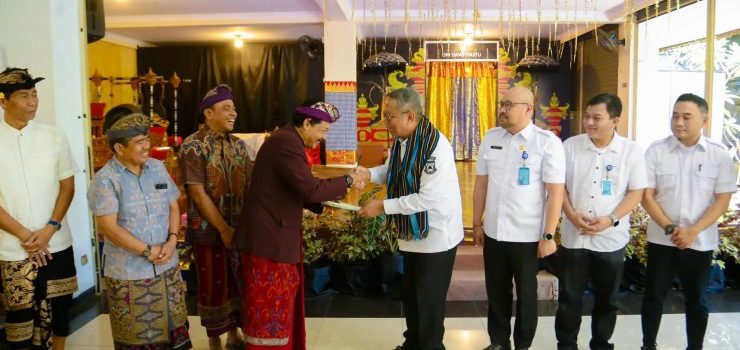 Perpanjang Izin Pura Parahyangan Jagat Guru, Benyamin Tegaskan Pemkot Komitmen Dukung Keberagaman dan Harmonisasi Beragama di Tangerang Selatan