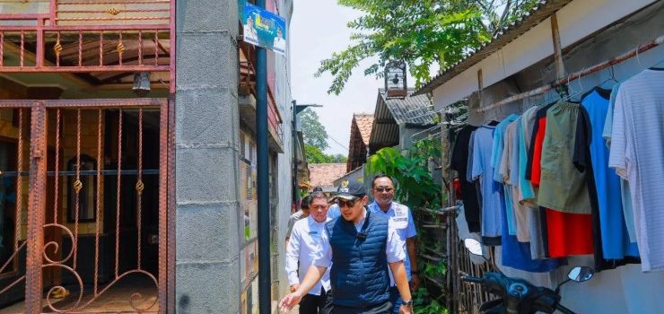 Pilar Saga: Pemkot Bangun 482 Titik PJU Tangerang Selatan Terang di Jalan Lingkungan Serpong Utara