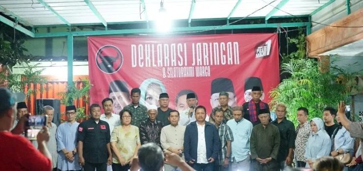 Airin Rachmi Diany-Ade Sumardi dan Benyamin Davnie-Pilar Saga Ichsan Dapat DUkungan Penuh dari Tokoh dan Masyarakat se-Kelurahan Paku Jaya